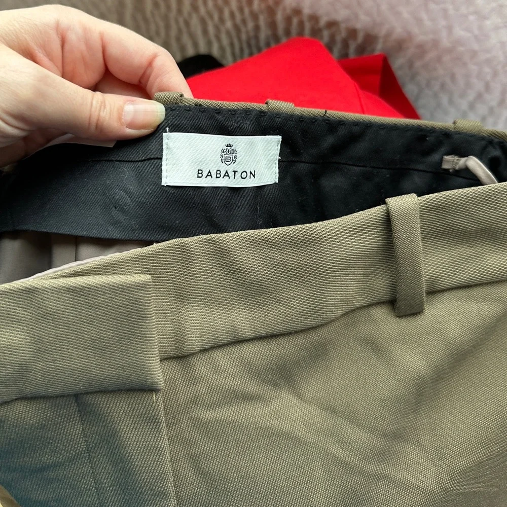 NWT Aritzia Babaton Agency Wool Trouser in color shiitake